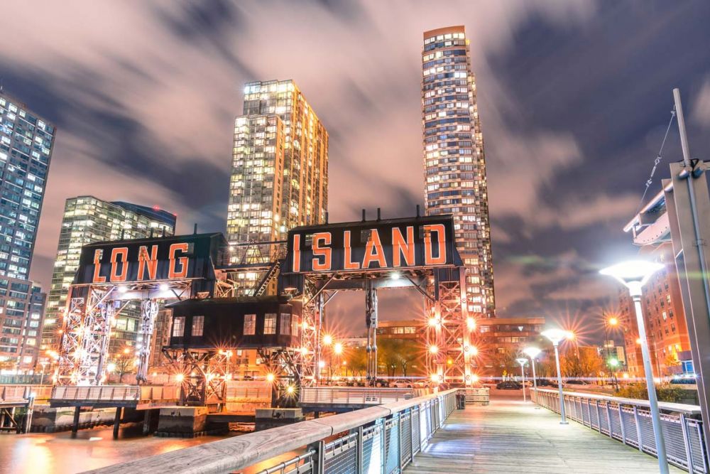 Long Island - tour on a charter bus